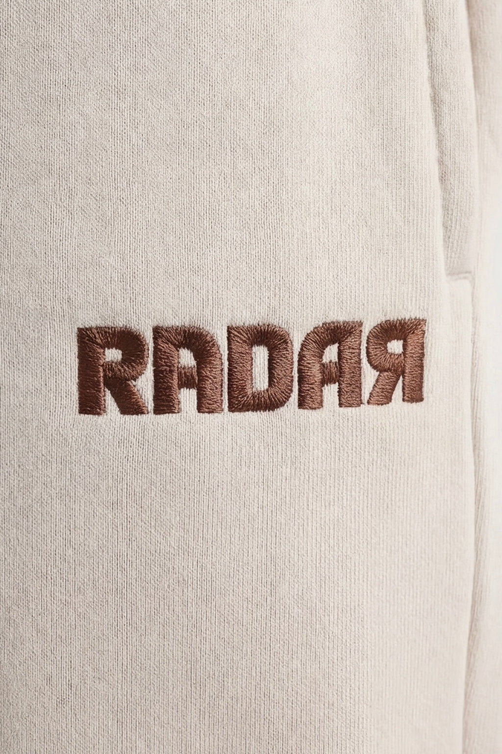 ESSENTIAL OVERSIZED JOGGER CREME