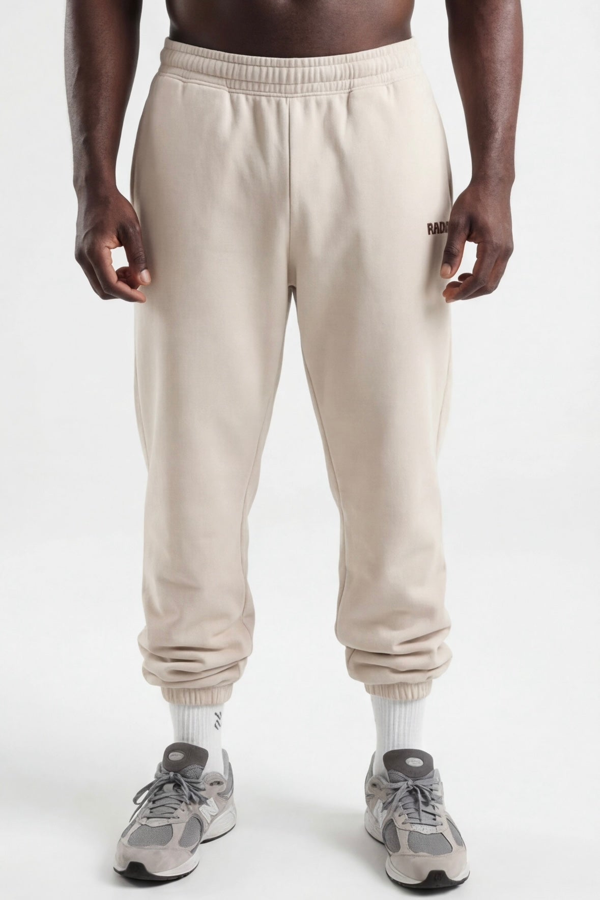 ESSENTIAL OVERSIZED JOGGER CREME