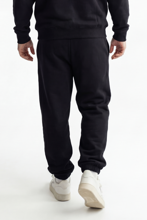 ESSENTIAL OVERSIZED JOGGER ZWART
