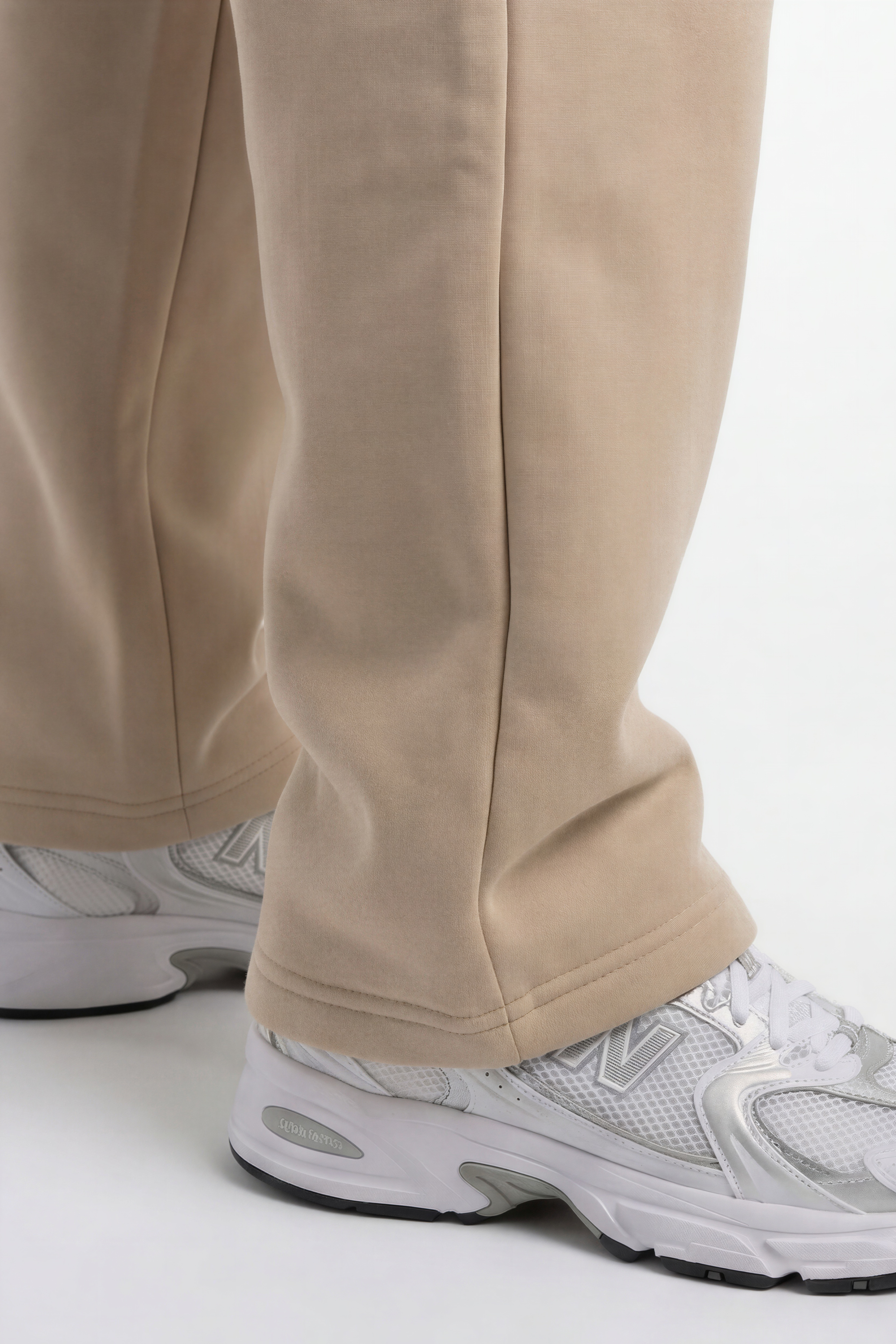 ESSENTIAL OVERSIZED JOGGERS STRAIGHT LEG CREME