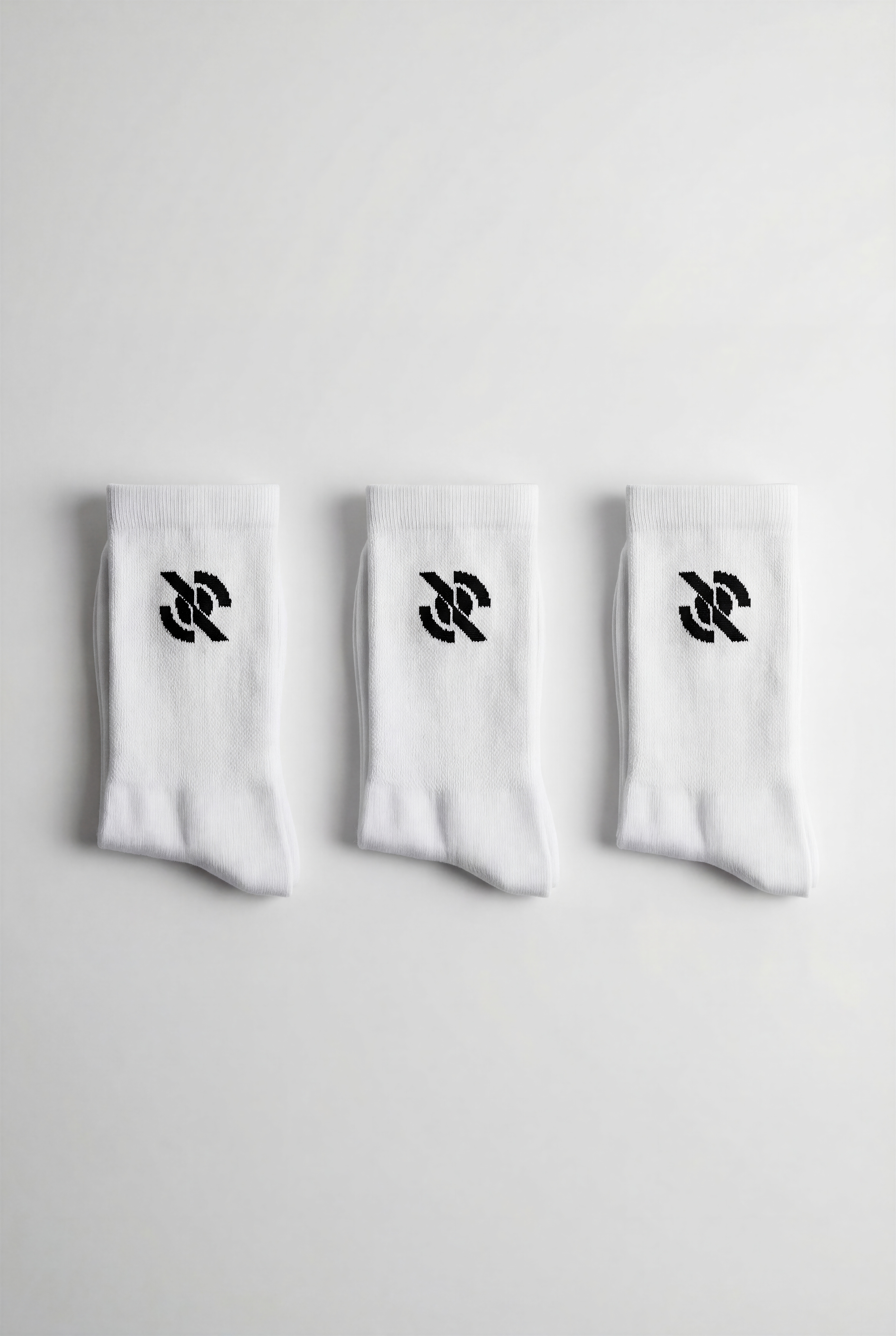 PERFORMANCE SOCKS 3 PAIRS