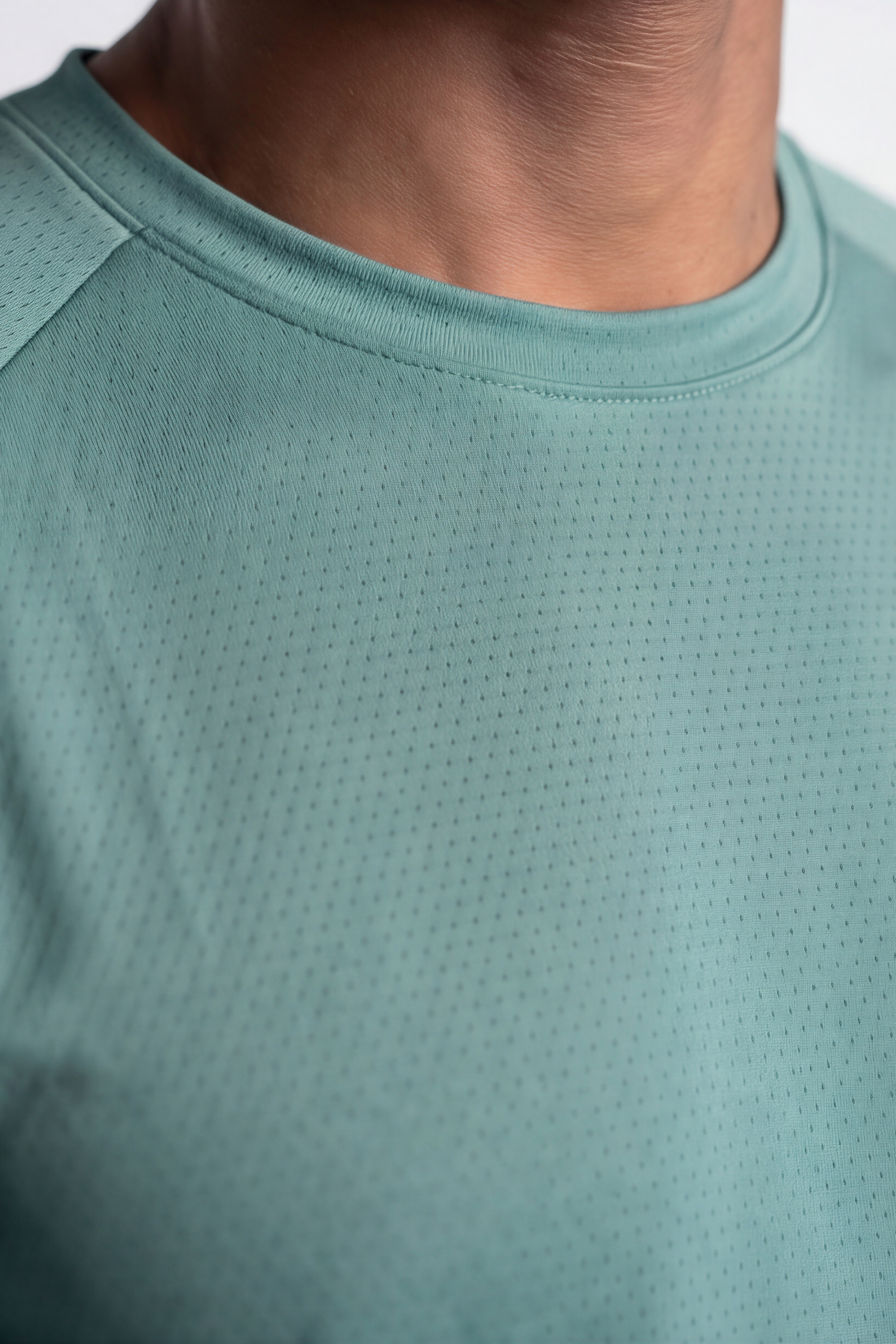 PERFORMANCE SHIRT GROEN